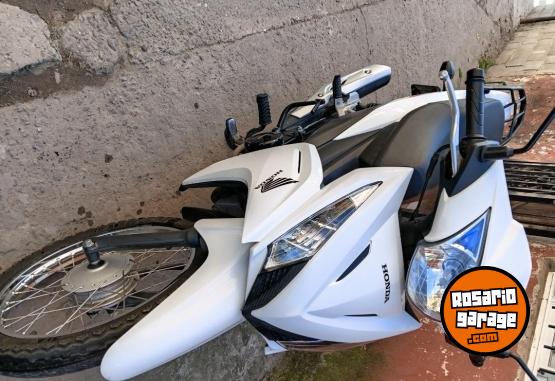 Motos - Honda Wave 2022 Nafta 17000Km - En Venta