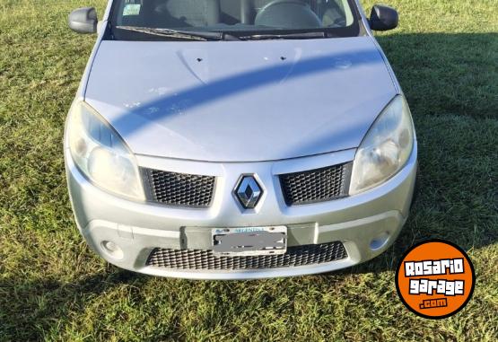 Autos - Renault Sandero 2010 Nafta 192000Km - En Venta