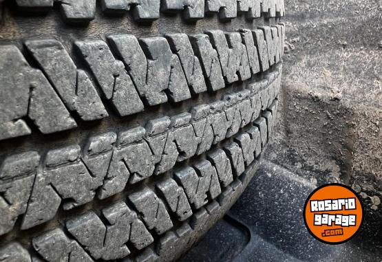 Accesorios para Autos - Líquido llantas y cubiertas de Amarok rod.16 - En Venta