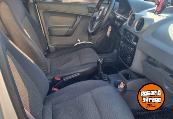 Autos - Volkswagen Gol 2012 Nafta 151000Km - En Venta