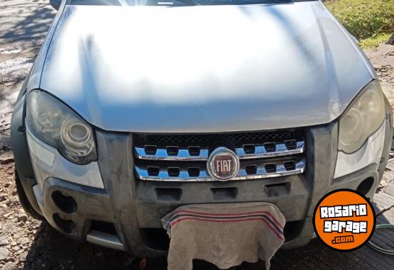 Autos - Fiat Strada adventure 2012 GNC 230000Km - En Venta