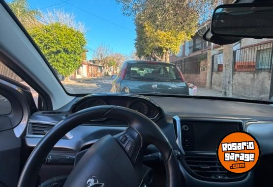 Autos - Peugeot 208 feline 2016 Nafta 95000Km - En Venta