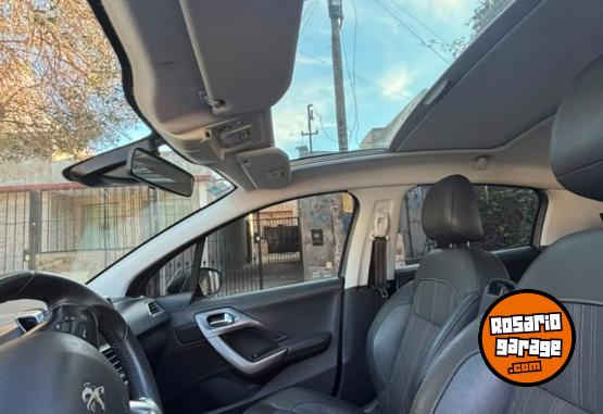 Autos - Peugeot 208 feline 2016 Nafta 95000Km - En Venta