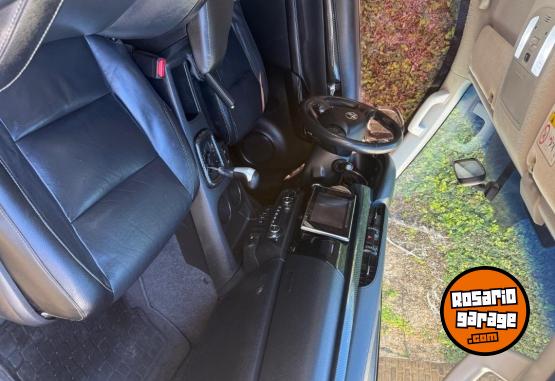 Camionetas - Toyota Hilux srx 4x4 2016 Diesel 230Km - En Venta