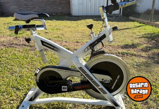 Otros - Bicicleta Fija Bh Fitness Sb Series Sb2.2 Spinning. - En Venta