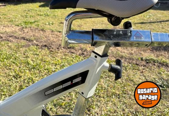 Otros - Bicicleta Fija Bh Fitness Sb Series Sb2.2 Spinning. - En Venta