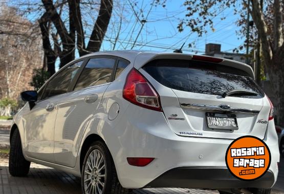 Autos - Ford Fiesta titanium 2015 Nafta 115600Km - En Venta