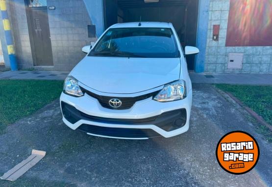 Autos - Toyota Etios 2020 Nafta 69000Km - En Venta