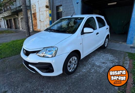 Autos - Toyota Etios 2020 Nafta 69000Km - En Venta