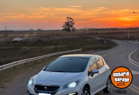 Autos - Peugeot 308 Allure 2017 Diesel 115000Km - En Venta