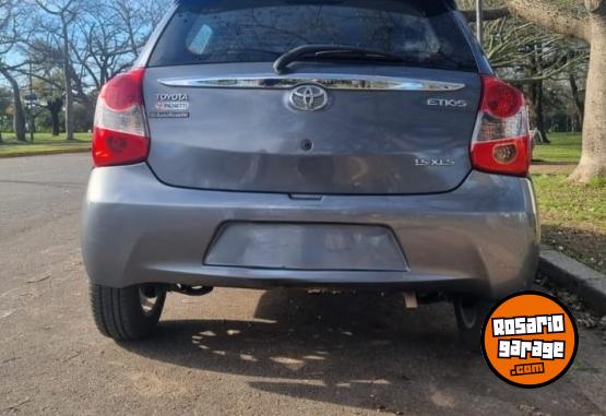 Autos - Toyota Etios XLS 2015-1.5 2015 Nafta 79500Km - En Venta