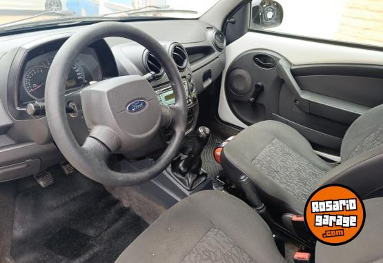 Autos - Ford Ka 1.0 Viral MP3 2011 Nafta 158000Km - En Venta