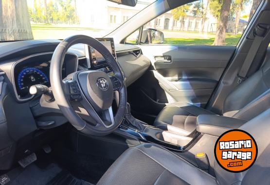 Camionetas - Toyota Corolla Cross 2.0 SEG 2021 Nafta 98000Km - En Venta