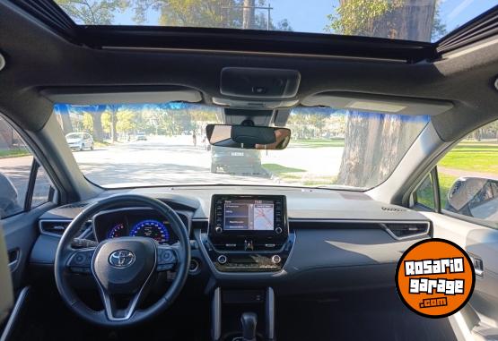 Camionetas - Toyota Corolla Cross 2.0 SEG 2021 Nafta 98000Km - En Venta
