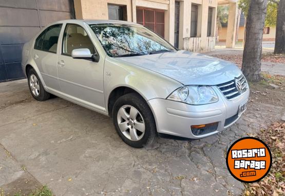 Autos - Volkswagen Bora 2010 Nafta 107000Km - En Venta