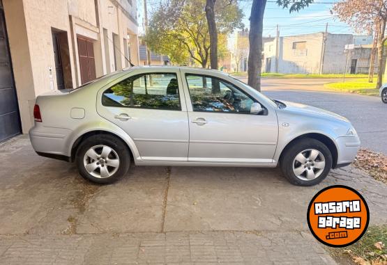 Autos - Volkswagen Bora 2010 Nafta 107000Km - En Venta
