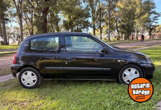 Autos - Renault clio 2011 Nafta 174000Km - En Venta
