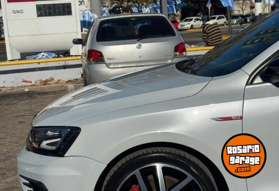 Autos - Volkswagen Vento GLI 2018 Nafta 133000Km - En Venta