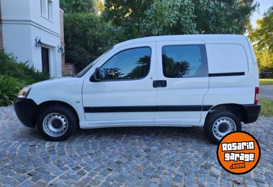 Utilitarios - Citroen Berlingo mixta 1ra mano p 2017 Diesel 155000Km - En Venta