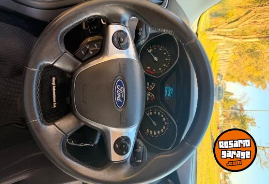 Autos - Ford Focus SE 2014 Nafta 97800Km - En Venta