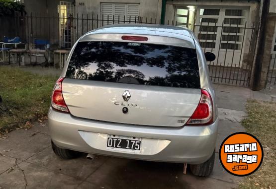 Autos - Renault Clio 2015 Nafta 110000Km - En Venta
