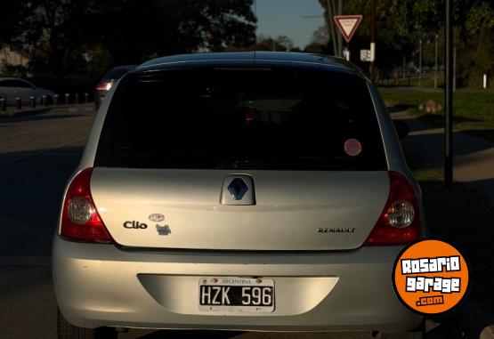 Autos - Renault Clio 2009 Nafta 229000Km - En Venta