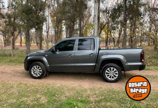 Camionetas - Volkswagen Amarok confortline 2022 Diesel 170000Km - En Venta