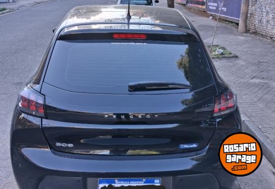Autos - Peugeot 208 tiptronic. Autom. 2023 Nafta 20000Km - En Venta