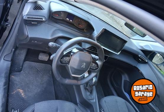 Autos - Peugeot 208 tiptronic. Autom. 2023 Nafta 20000Km - En Venta