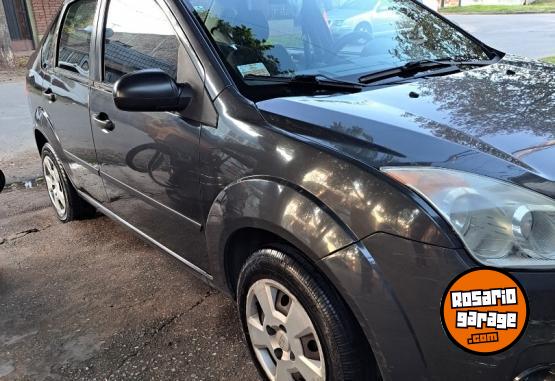 Autos - Ford Fiesta Max 2010 GNC 175000Km - En Venta