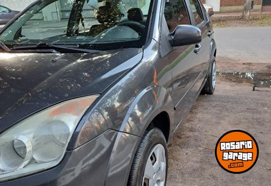 Autos - Ford Fiesta Max 2010 GNC 175000Km - En Venta