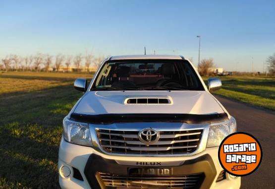 Camionetas - Toyota Hilux 2.5 Dx 4x2 2012 Diesel 306000Km - En Venta