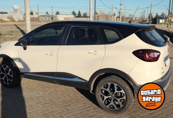 Autos - Renault CAPTUR 2.0 INTENSE 2017 GNC 135000Km - En Venta