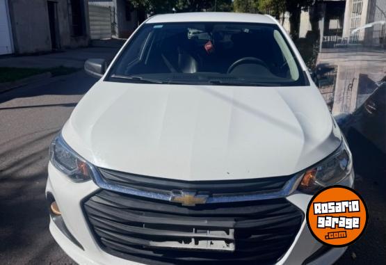 Autos - Chevrolet Ónix 2021 Nafta 84000Km - En Venta