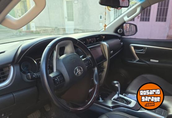 Camionetas - Toyota SRX 7 ASIENTOS 2018 Diesel 144000Km - En Venta