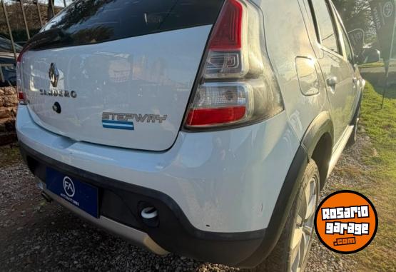 Autos - Renault STEPWAY PRIVILEGE NAV 5P 2013 Nafta - En Venta