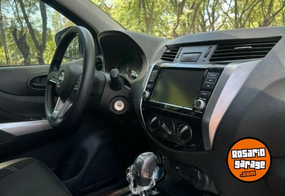 Camionetas - Nissan Frontier 2023 Diesel 32000Km - En Venta