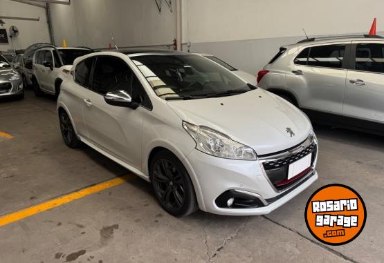 Autos - Peugeot 208 2017 Nafta 70000Km - En Venta