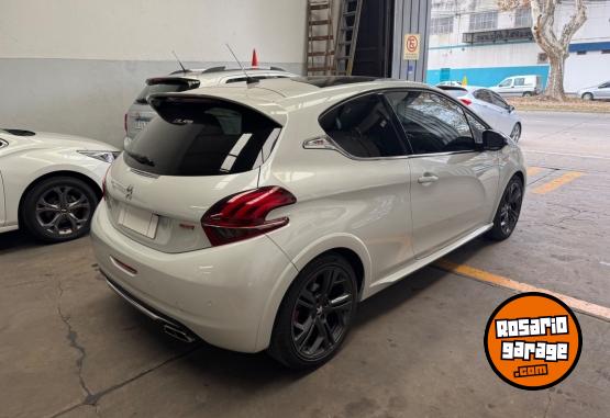 Autos - Peugeot 208 2017 Nafta 70000Km - En Venta