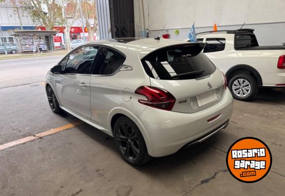 Autos - Peugeot 208 2017 Nafta 70000Km - En Venta