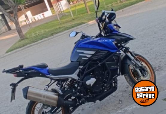 Motos - Qj Motor SRT 800 sx 2025 Nafta 8000Km - En Venta