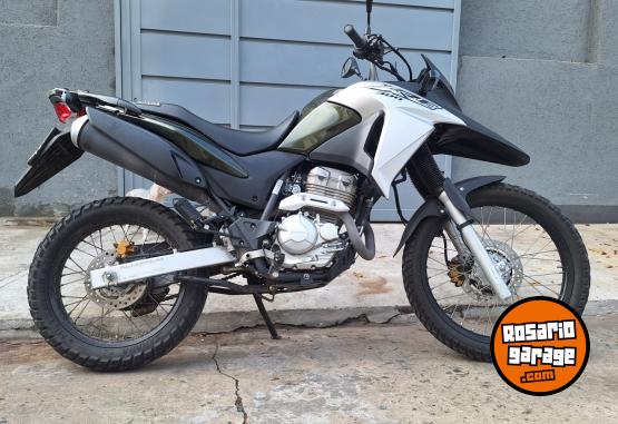 Motos - Honda Xre300 2022 Nafta 26500Km - En Venta