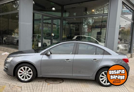 Autos - Chevrolet CRUZE LTZ 1.8N 2015 Nafta 140000Km - En Venta