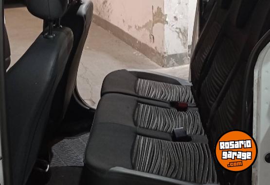 Utilitarios - Renault KANGOO II CONFORT 1.6 5A 2020 Nafta 57486Km - En Venta