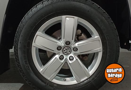 Camionetas - Volkswagen AMAROK HIGHLINE 4X4 MT 2023 Diesel 25055Km - En Venta