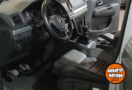 Camionetas - Volkswagen AMAROK HIGHLINE 4X4 MT 2023 Diesel 25055Km - En Venta