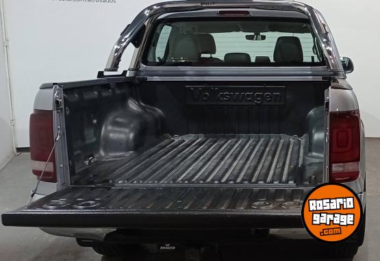 Camionetas - Volkswagen AMAROK HIGHLINE 4X4 MT 2023 Diesel 25055Km - En Venta