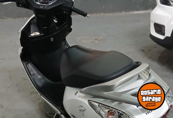Motos - Honda Elite 2016 Nafta 19000Km - En Venta