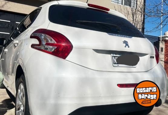 Autos - Peugeot 208 1.6 2014 Nafta 107000Km - En Venta