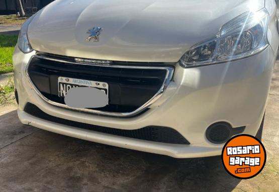 Autos - Peugeot 208 1.6 2014 Nafta 107000Km - En Venta